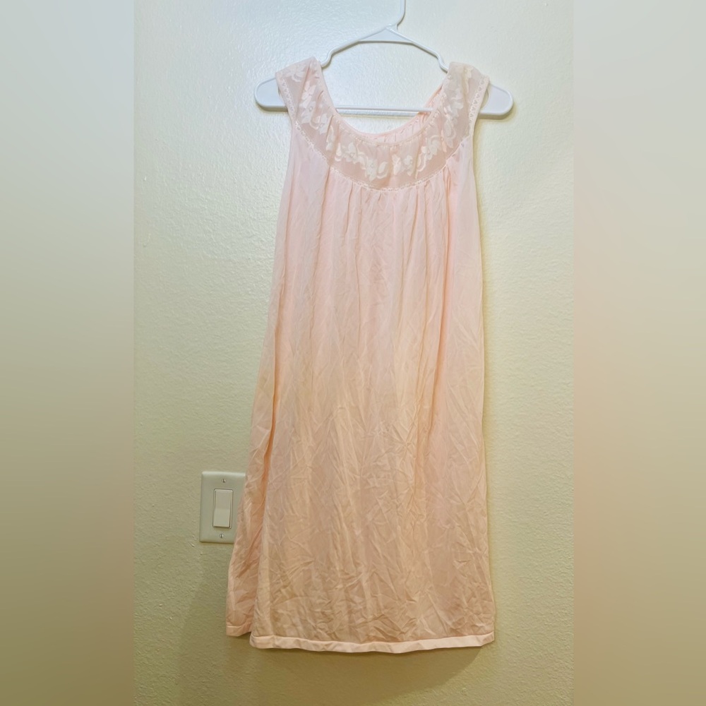 Vintage 70s Gown Philmaid NWOT Blush Lace‎ Trim Chemise Size M